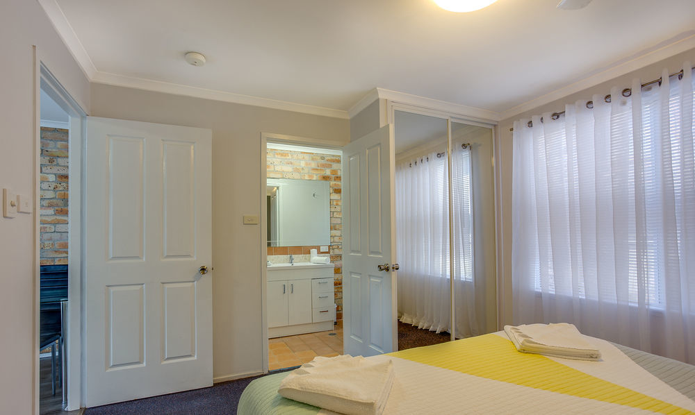 Ocean Park Motel & Holiday Apartments Кофс-Харбор Экстерьер фото