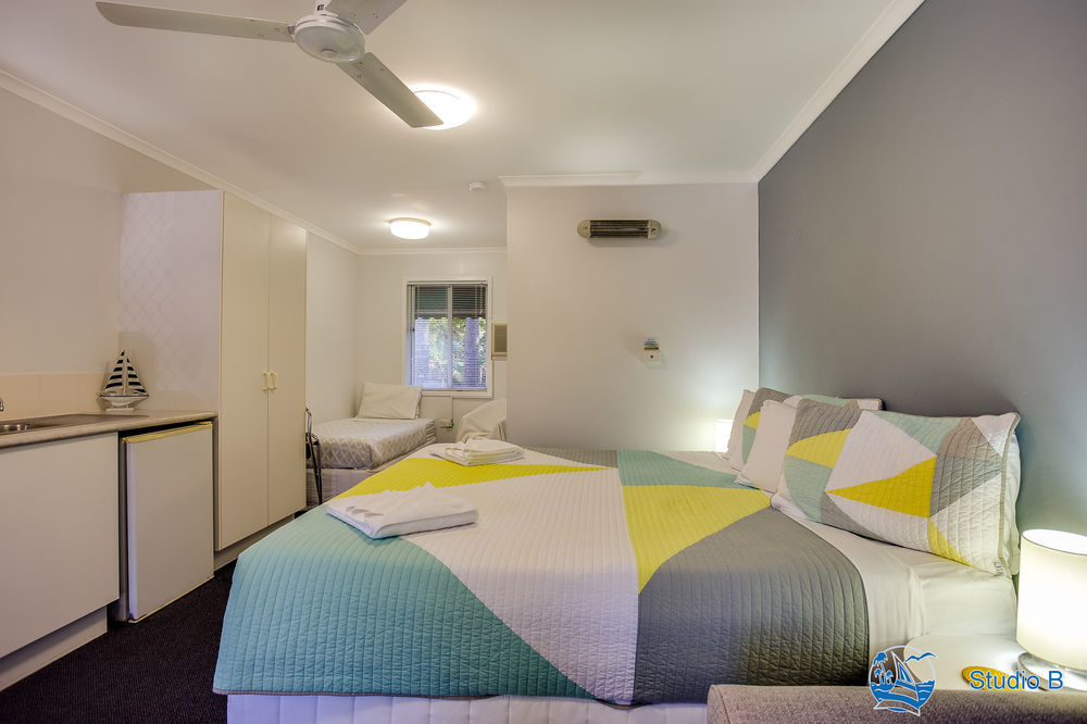 Ocean Park Motel & Holiday Apartments Кофс-Харбор Экстерьер фото