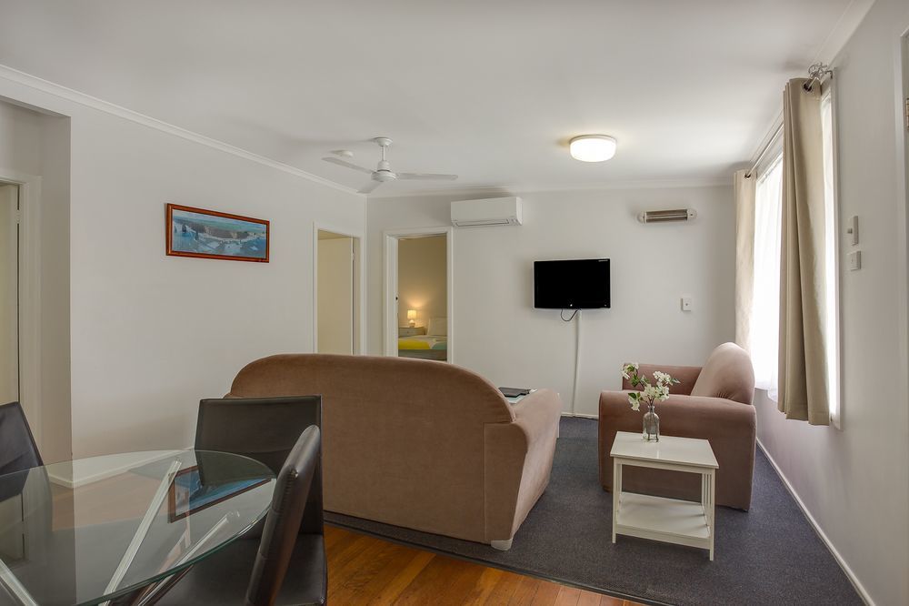 Ocean Park Motel & Holiday Apartments Кофс-Харбор Экстерьер фото