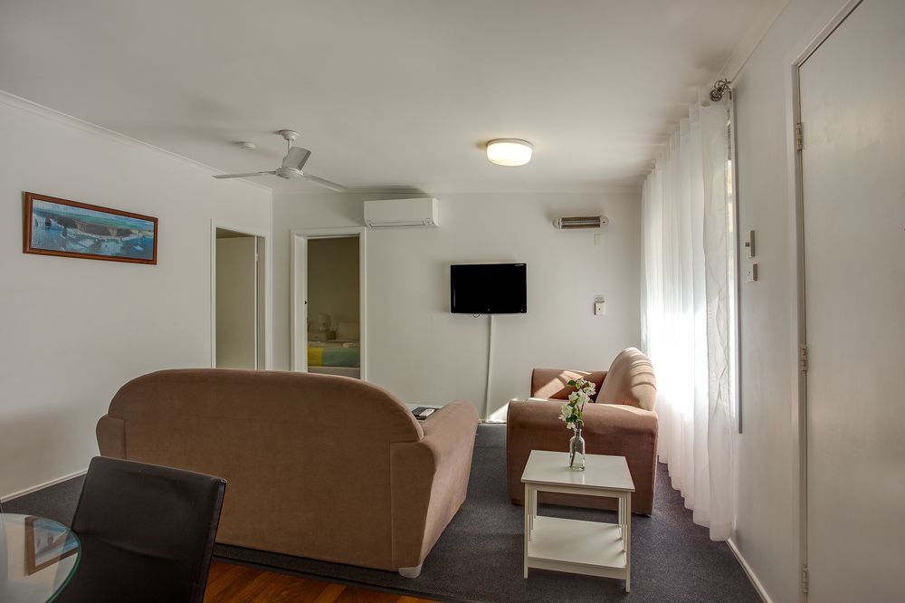 Ocean Park Motel & Holiday Apartments Кофс-Харбор Экстерьер фото